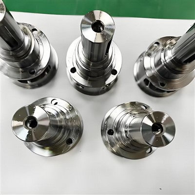 Robot reduktor bemeneti tengely